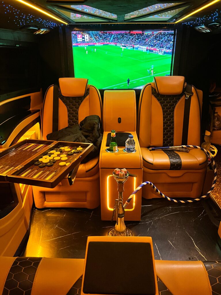 Exklusiver VIP-Flughafentransfer in Side